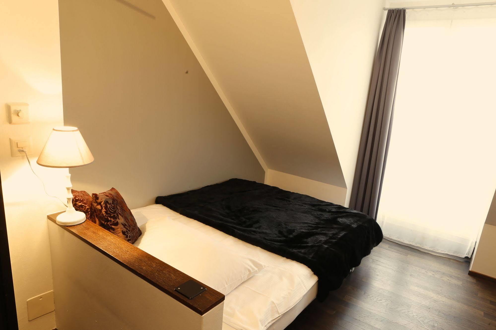 BOUTIQUE HOTEL WEISSES KREUZ ADULT ONLY HOTEL LUCERNE 3